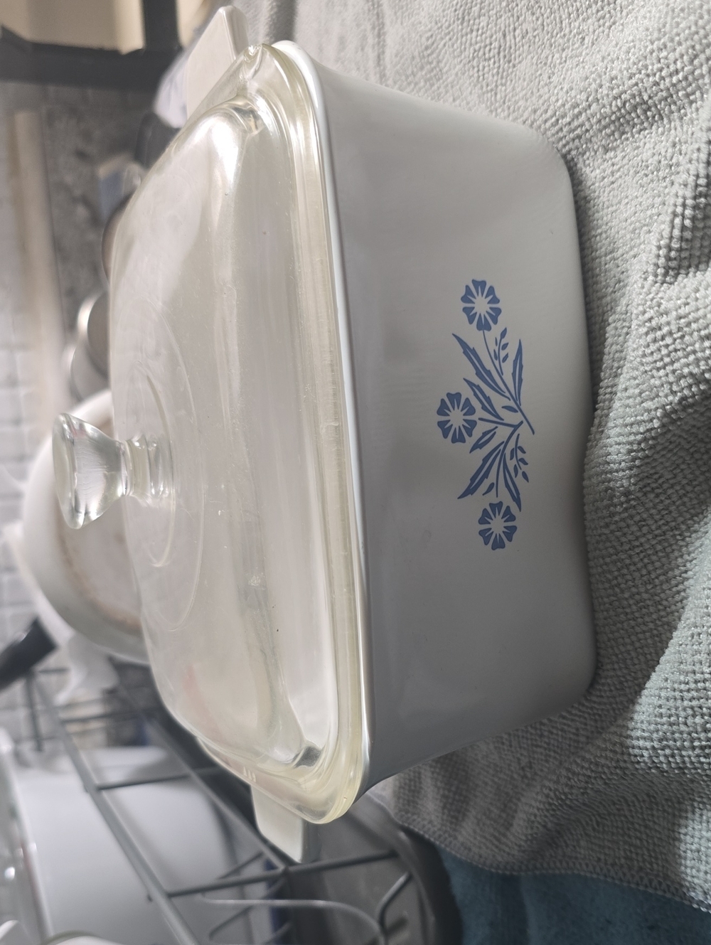 Vintage Corningware rectangular dish 1.5 quart with lid